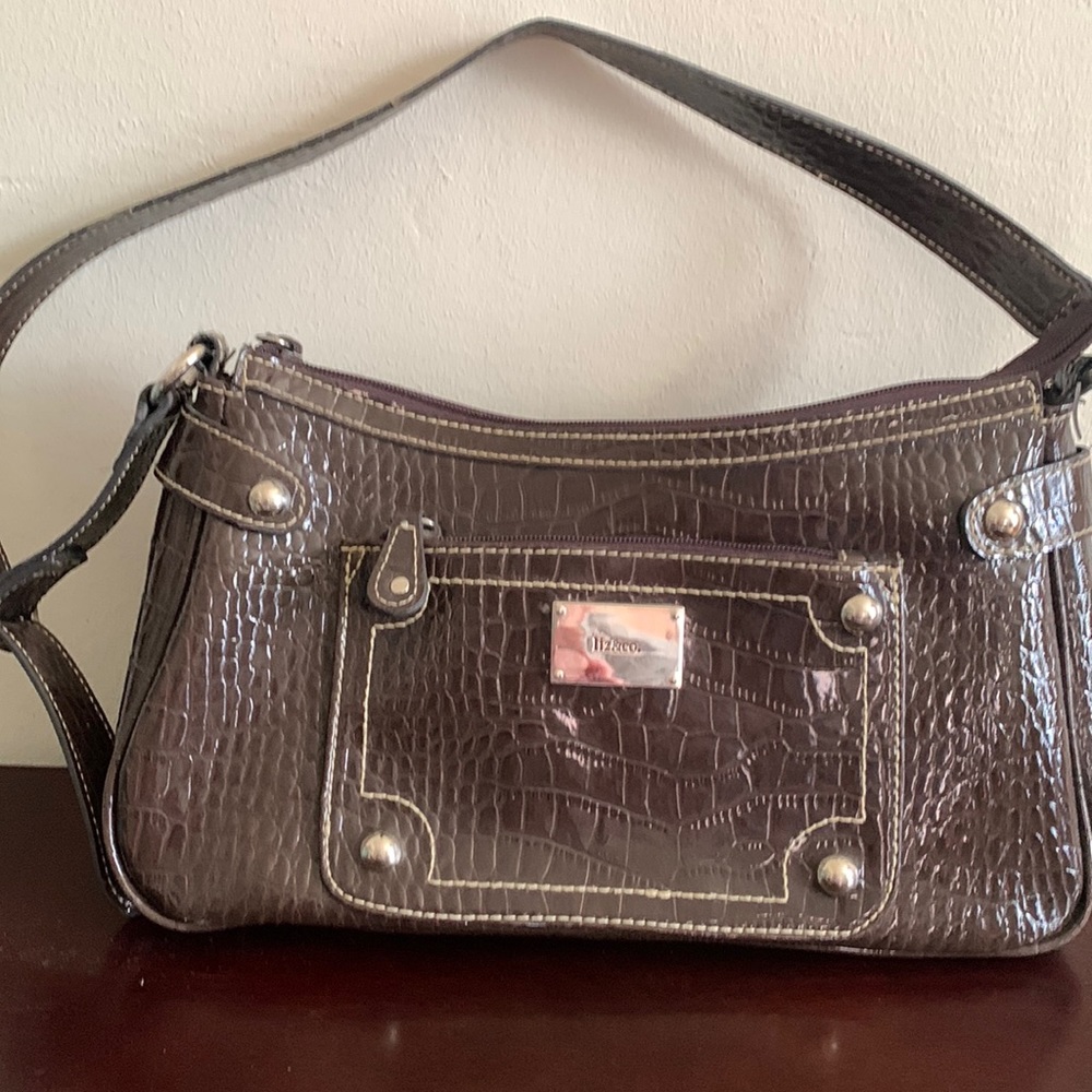 Liz&co. Brown pleather purse lots of storage adjustable strap